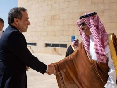 عراقچی، وزیر خارجه عربستان را در جریان مذاکرات هستهای قرار داد