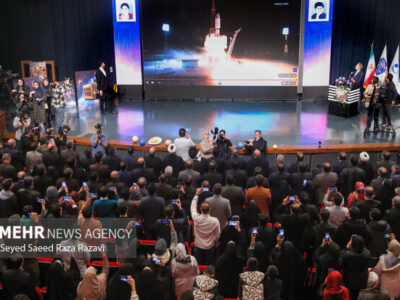 فردا از ماهواره، تصاویر ماهوارهای و پایگاه فضایی جدید رونمایی میشود