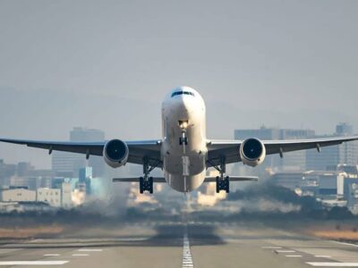 فرود یک هواپیمای دولتی ایران در فرودگاه دوبی / مسافر این هواپیما کیست؟+ عکس