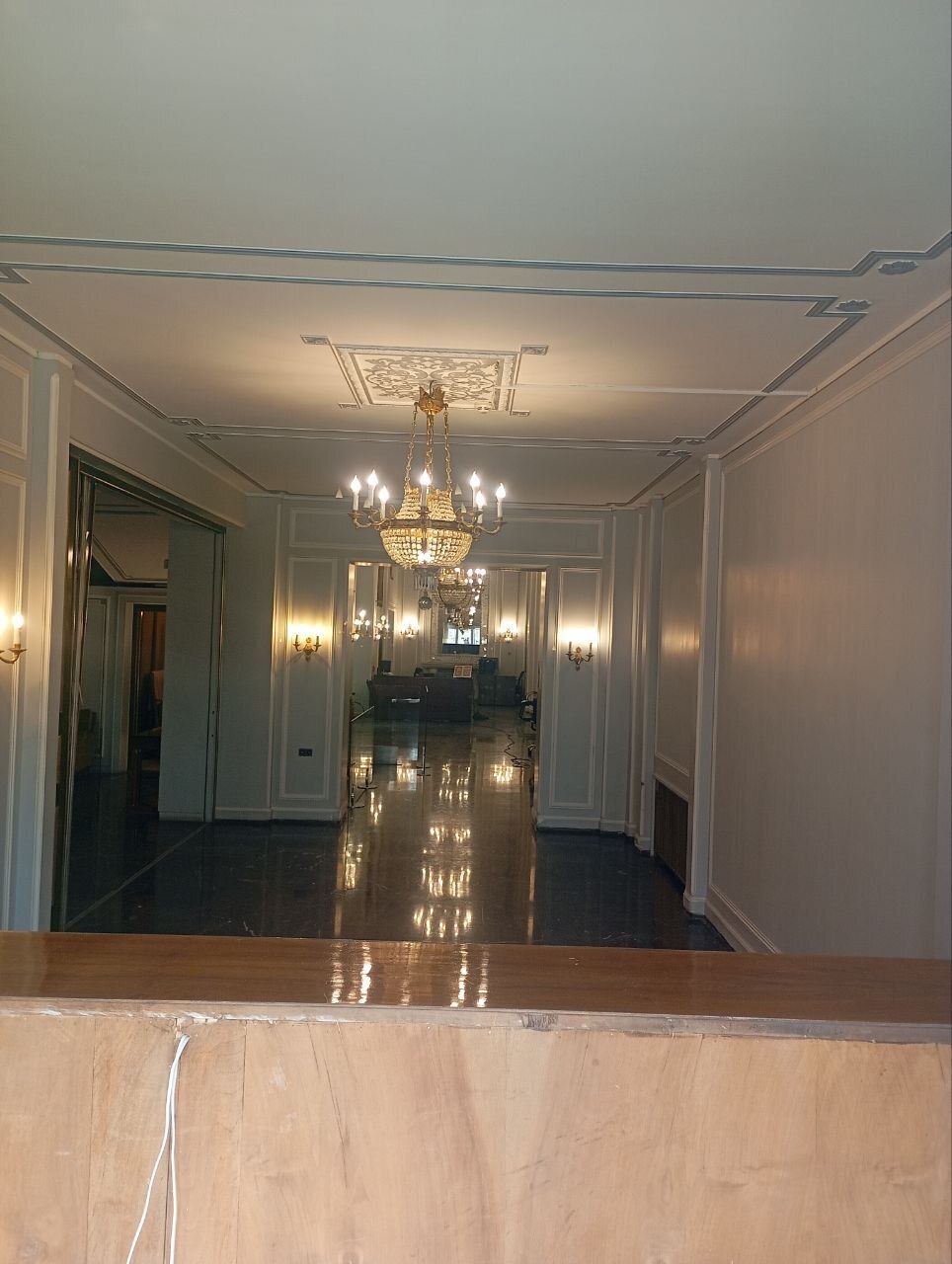 فوری/ کاخ نیاوران تخلیه شد فوری/ کاخ نیاوران تخلیه شد