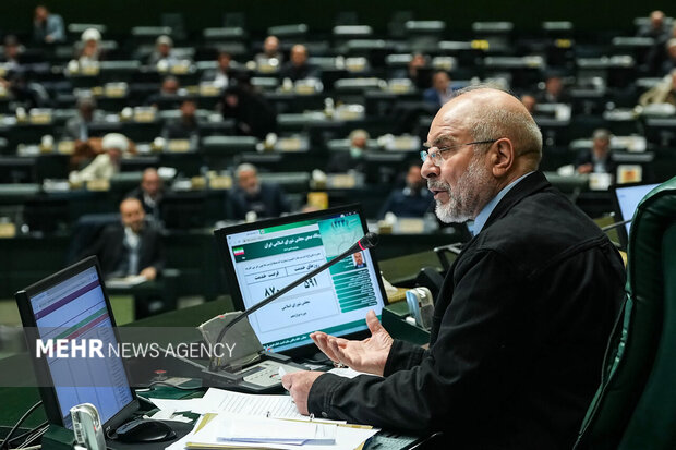 قالیباف: حوزههای دیپلماسی و دفاعی با یکدیگر هماهنگ هستند