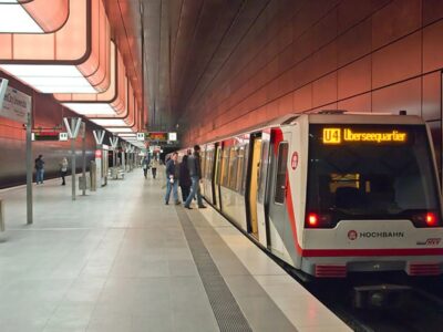 قتل دختر ایرانی در متروی هامبورگ + عکس