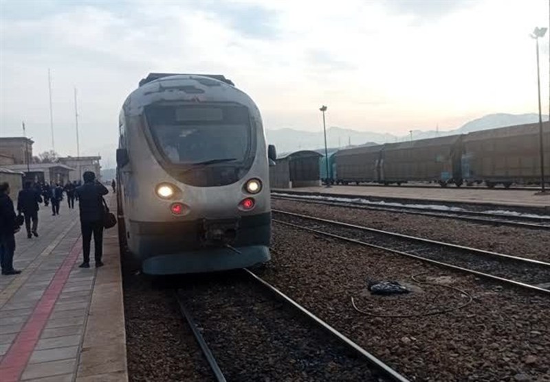 قطار وارد اردبیل شد