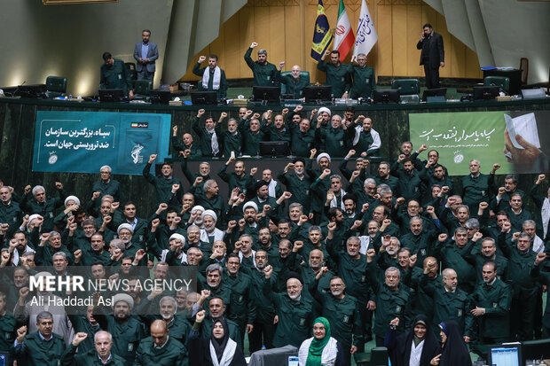مجلس در کنار سپاه؛ پیام قاطع نمایندگان به دشمنان ایران