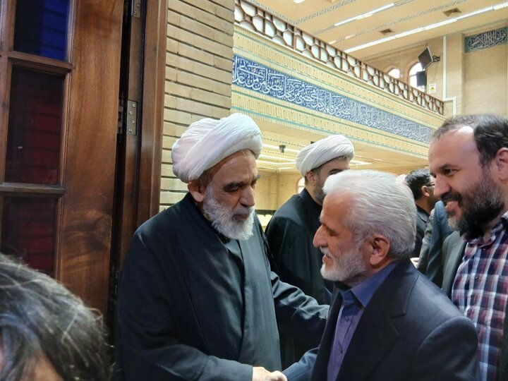 مراسم یادبود و ترحیم مرحوم حاج محمد قمی با حضور رئیس جمهور برگزار شد