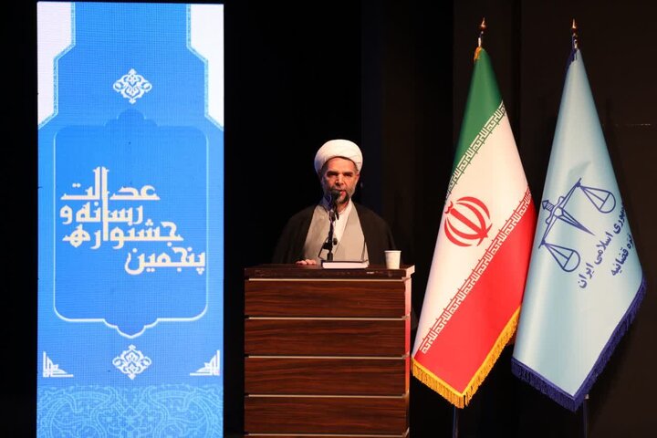 معاون اول قوه قضائیه: رسانه می‌تواند هویت انسان‌ها را تغییر دهد