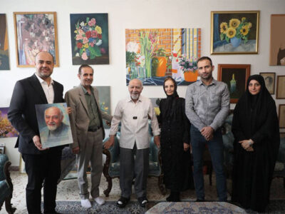 معاون صدا از گوینده پیشکسوت رادیو تجلیل کرد؛ میکروفن امانت مردم است