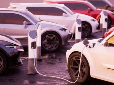 معاینه فنی خودروهای برقی بلاتکلیف ماند