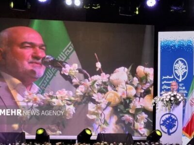 موالی زاده:هنرمندان پیوندی میان دغدغه اجتماعی و زیبایی هنر پدید آوردند