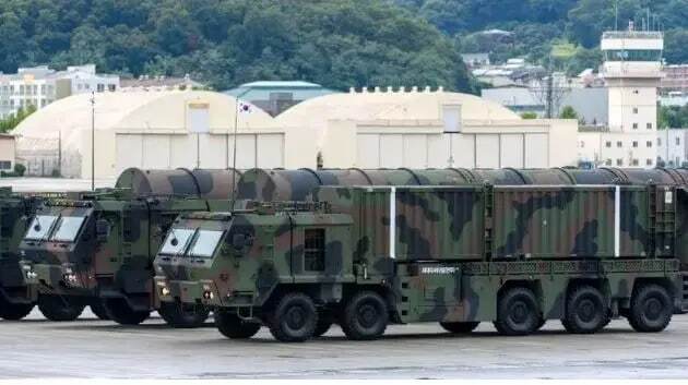 موشک ۳۶ تُنی «هیولا» رونمایی شد/ سنگین ترین موشک جهان با کلاهک ۸ تنی و قدرت تخریب ۱۰۰ درصدی موشک ۳۶ تُنی «هیولا» رونمایی شد/ سنگین ترین موشک جهان با کلاهک ۸ تنی و قدرت تخریب ۱۰۰ درصدی