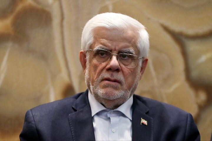 ناوهای آمریکایی در نزدیکی آبهای ایران؛ تهدید واقعی یا بازی دیپلماتیک؟ ناوهای آمریکایی در نزدیکی آب های ایران: تهدید واقعی یا بازی دیپلماتیک؟