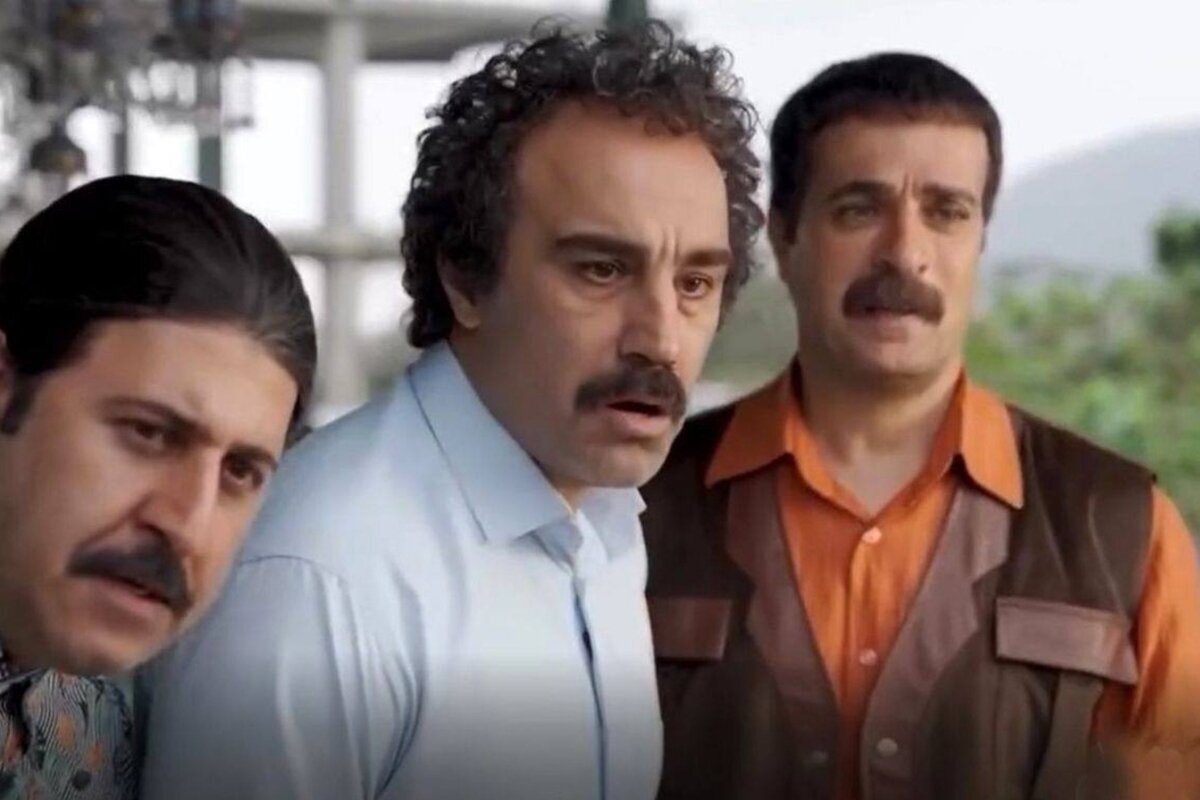 نقی معمولی در پشت صحنه سریال پایتخت + عکس