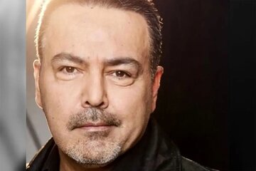 واکنش فریبرز عربنیا به شایعه حمایتش از نظام پادشاهی / مخالف پادشاهی و استبداد فردیام