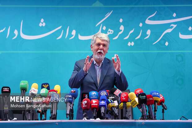 وزیر فرهنگ: موسیقی فجر باید محلی برای شنیدن صداهای متنوع باشد