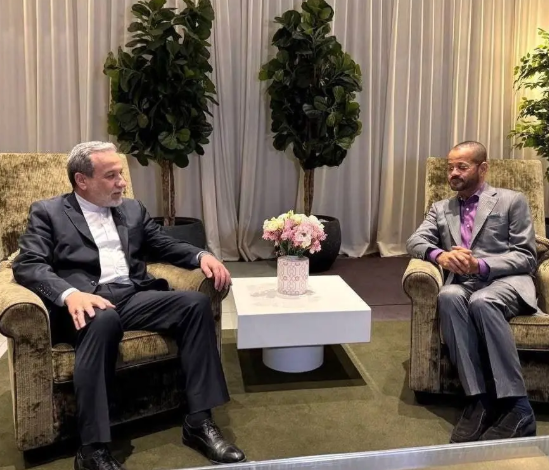 پای بازیگر مشهور پایتخت به مذاکرات ژنو باز شد! + عکس