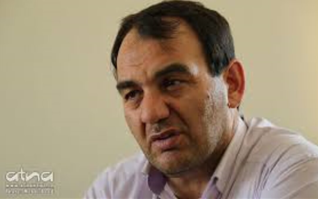 پایان سلطه کتاب‌های درسی؛ «تدریس یک کتاب واحد در همه مناطق کشور واقع‌بینانه نیست»/ آموزش رایگان در عمل وجود ندارد