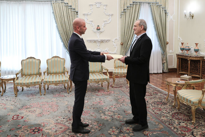 پزشکیان: رژیم صهیونیستی چالش اصلی بیثباتی لبنان و منطقه است