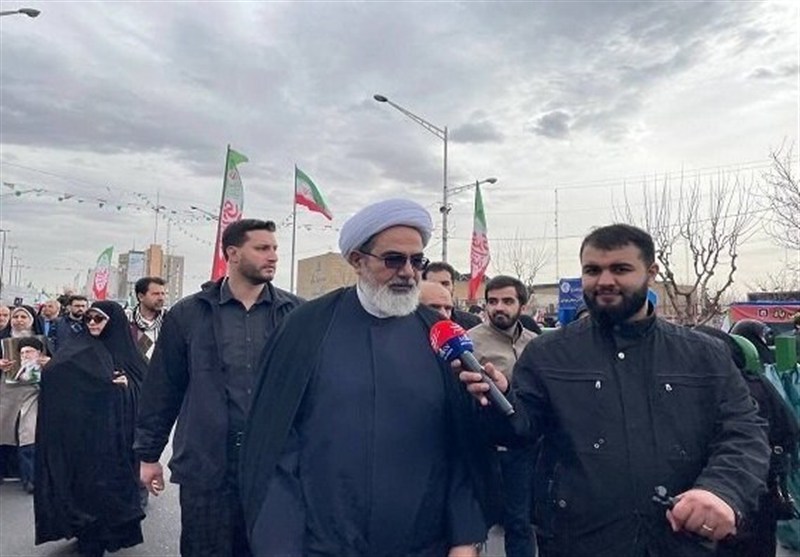 پورخاقان: حضور مردم در 22 بهمن پاسخ به یاوهگوییهای دشمنان است