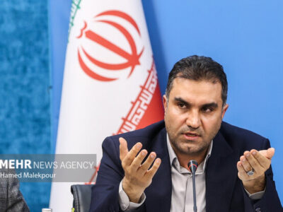 پوردهقان: حضور مردم در ۲۲ بهمن مهم‌ترین پشتوانه امنیت و ثبات کشور است