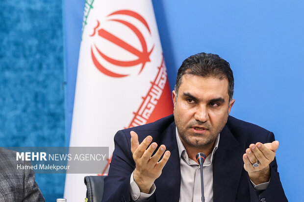 پوردهقان: حضور مردم در ۲۲ بهمن مهمترین پشتوانه امنیت و ثبات کشور است