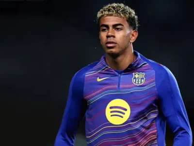 پوشش جالب یامال به مناسبت ماه رمضان+ عکس