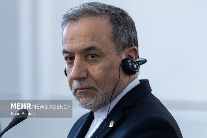 پیام تبریک وزرای خارجه سریلانکا و بنگلادش به عراقچی