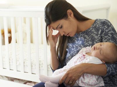 چطور با نوسانات خلقی بعد از زایمان کنار بیاییم؟