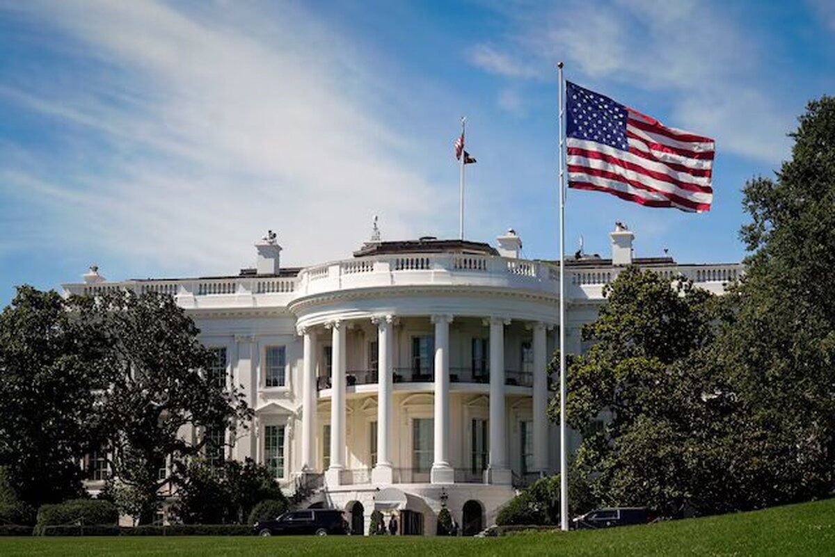 کاخ سفید: سیاست جدید خود در برابر ایران را اعلام کرد/ تکذیب گمانه‌زنی‌ها