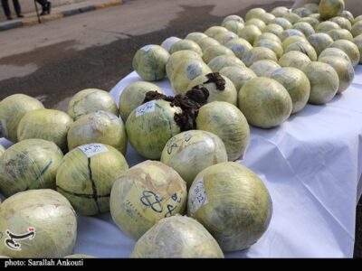 کشف یک تن ماده مخدر شیشه در عملیات ضربتی پلیس یزد