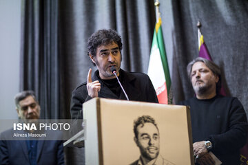 کیهان: چرا گفتی «کشته شدن دهها هزارنفر در دیماه»؟/ شهاب حسینی: این عدد هرچه باشد باز هم بسیار است