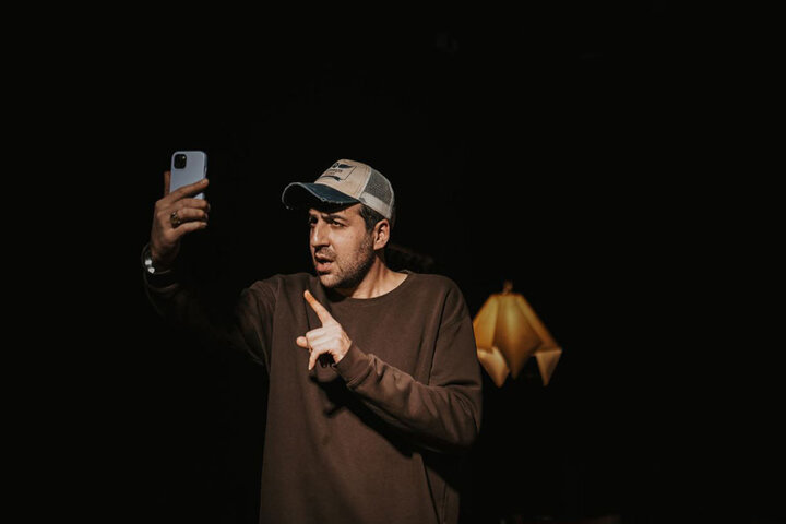 «گاهی» روایت آدمهایی است که میخواهند فهمیده شوند؛ تمرکز روی صداقت «گاهی» روایت آدمهایی است که میخواهند فهمیده شوند؛ تمرکز روی صداقت