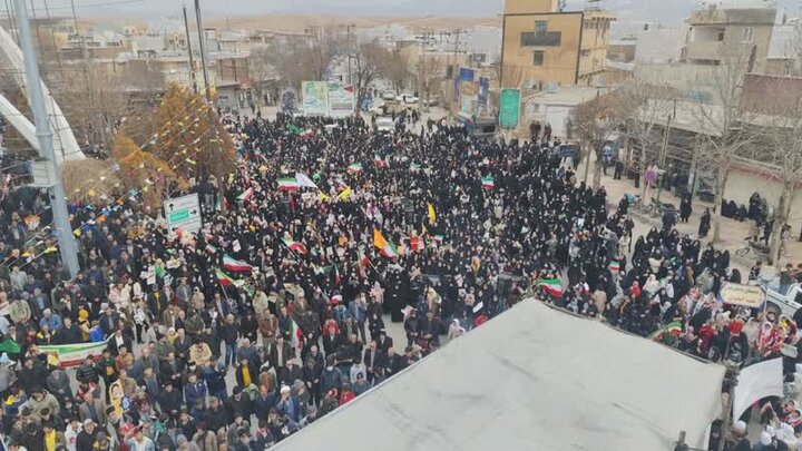 «۲۲بهمن» قرار سالانه ملت؛ لرستان خروشید و جاری شد «۲۲بهمن» قرار سالانه ملت؛ لرستان خروشید و جاری شد