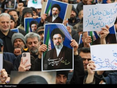 2520 نفر از علمای اهل سنت هرمزگان با رهبر معظم انقلاب بیعت کردند