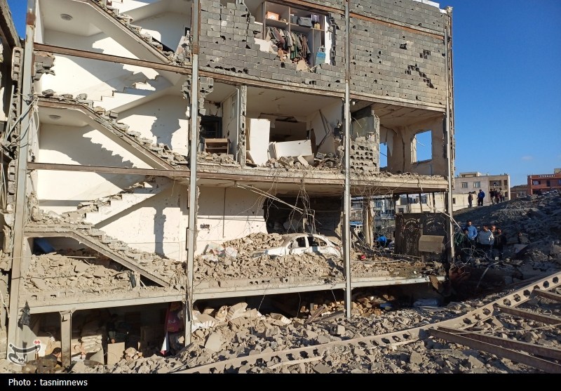 6 حمله موشکی اسرائیل به مناطق مسکونی سنندج/ شهادت 2 نفر+ تصاویر