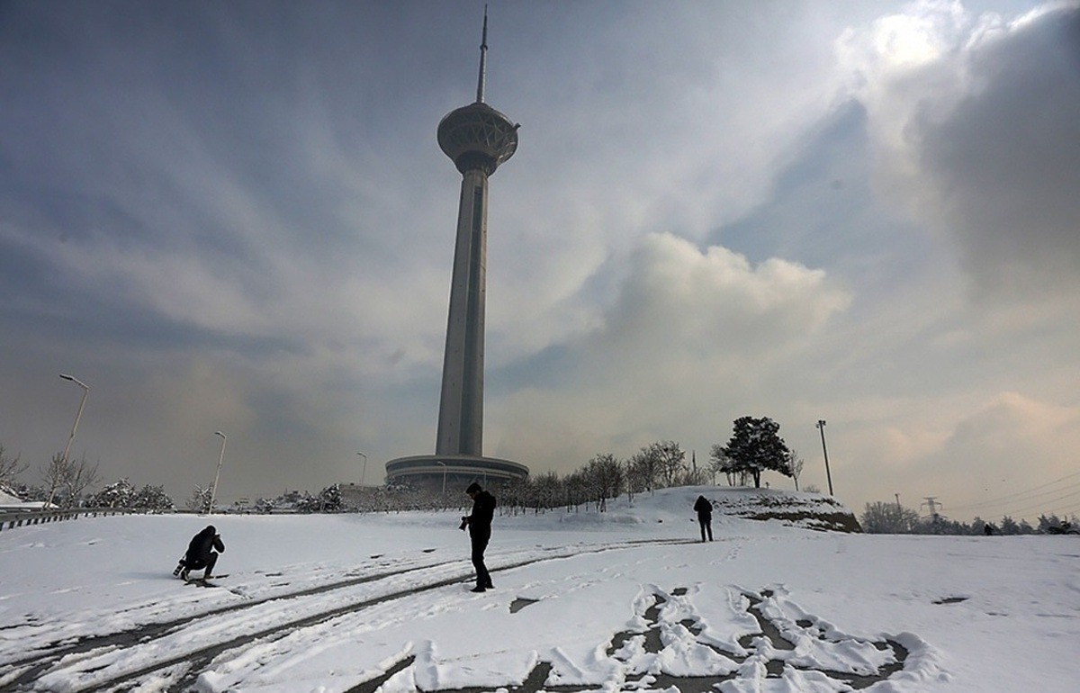 آخرین وضعیت هوای تهران چهارشنبه ۲۰ اسفند ۱۴۰۴ / تهران تا شنبه بارانی است