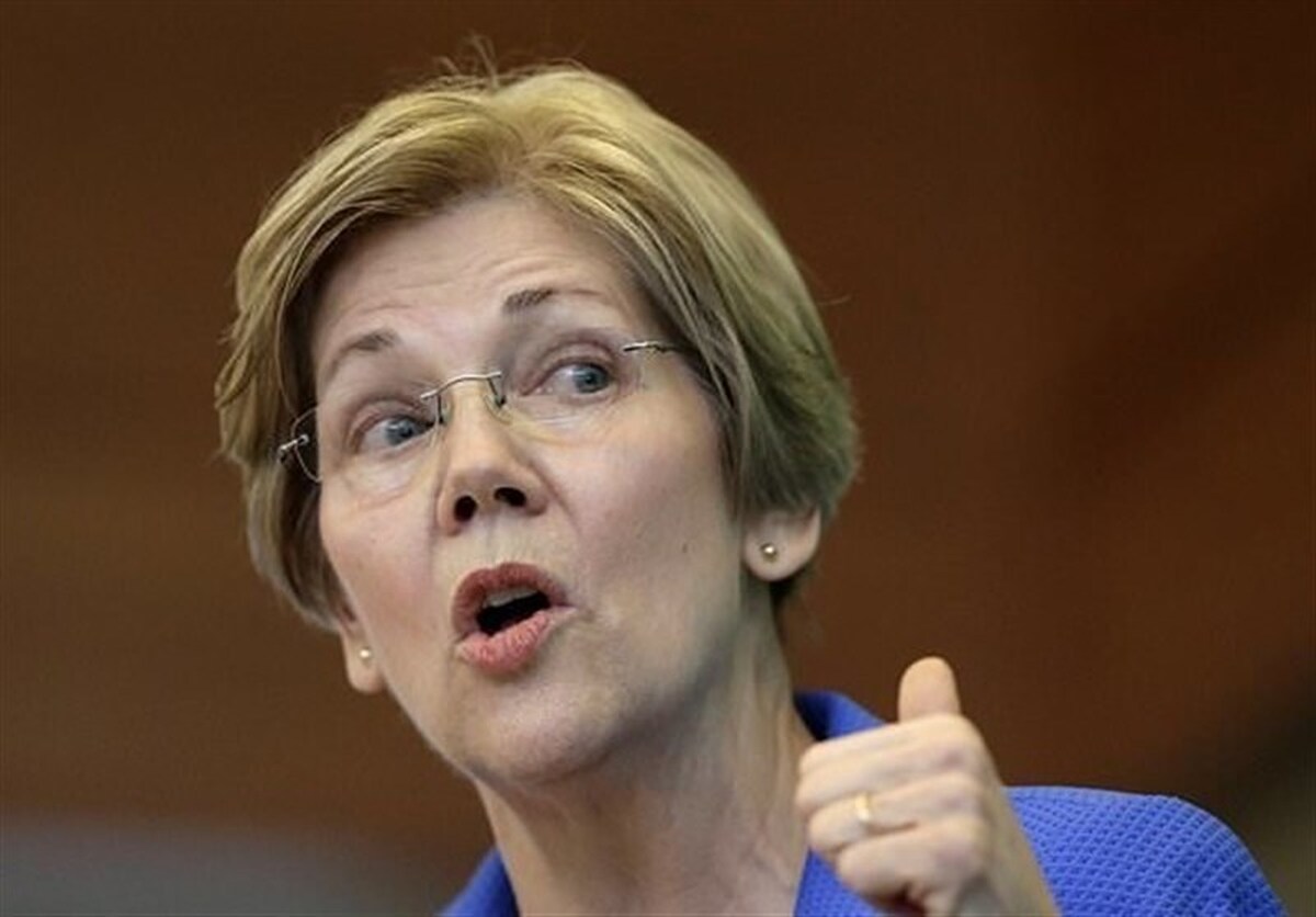 اعتراف سناتور آمریکایی به قانونی‌نبودن حمله آمریکا / جنگ تمام می‌شود؟