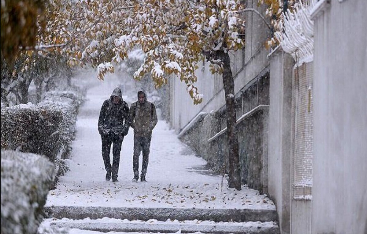 بارش ۱۲ سانتیمتری برف بهاری در این استان مردم را غافلگیر کرد