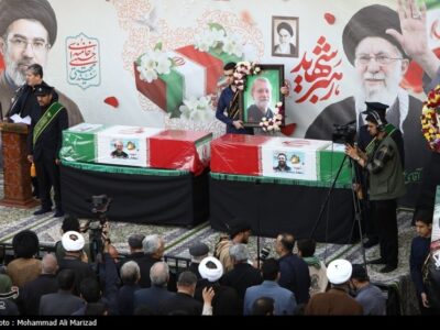 بدرقه تا بهشت؛ وداع باشکوه مردم قم با شهید لاریجانی+تصاویر