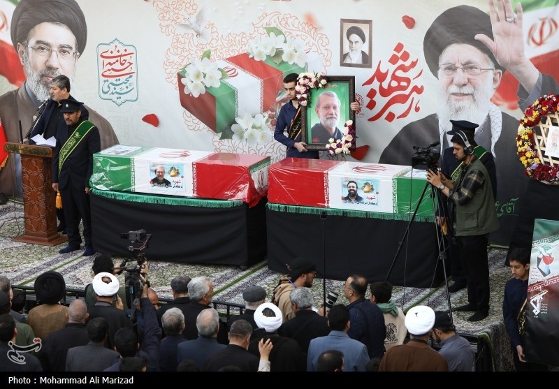 بدرقه تا بهشت؛ وداع باشکوه مردم قم با شهید لاریجانی+تصاویر