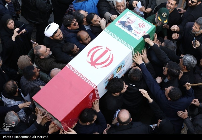 بدرقه تا بهشت؛ وداع باشکوه مردم قم با شهید لاریجانی+تصاویر شهید علی لاریجانی , شهید , اخبار قم ,