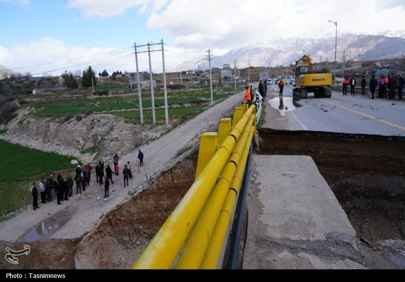 تخریب پل مختار یاسوج در پی سیلاب/ کمربندی شهر مسدود شد+تصاویر