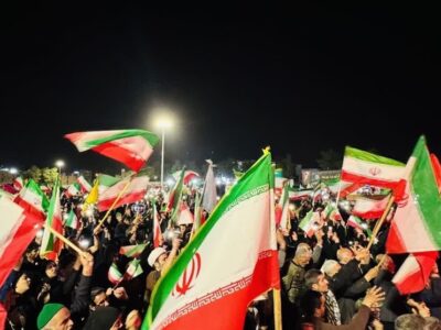 تداوم خروش شبانه مردم خراسان جنوبی زیر باران؛ بیعت با آرمان‌های نظام