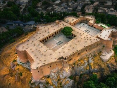 حمله آمریکایی ـ صهیونی به حریم فلکالافلاک؛ تخریب یک بنای ثبت ملی