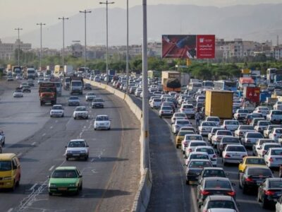 خبر مهم برای مسافران/ ترافیک سنگین و بارش باران، احتمال یکطرفه شدن جادهها