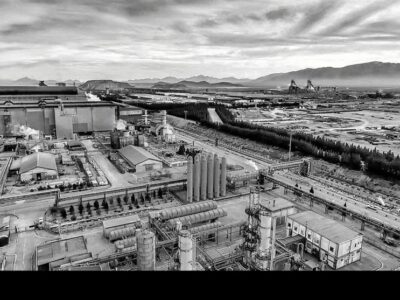 خسارت دشمن به نیروگاههای 900 و 250 مگاواتی فولاد مبارکه