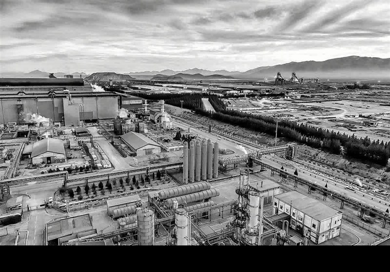 خسارت دشمن به نیروگاه‌های 900 و 250 مگاواتی فولاد مبارکه