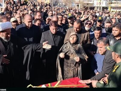 سوگ یک استان با تشییع شهدا/ وقتی شهادت به حنجره می‌رسد+ تصاویر