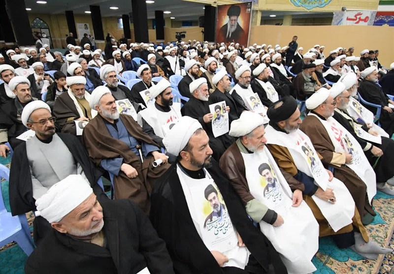 علمای شیعه و سنی آذربایجان‌غربی با رهبر سوم انقلاب بیعت کردند
