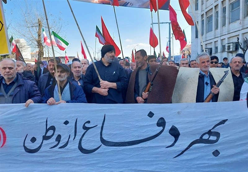 نمایش اقتدار ملی در قلب شهر رشت با تشییع حماسی چهار شهید نمایش اقتدار ملی در قلب شهر رشت با تشییع حماسی چهار شهید