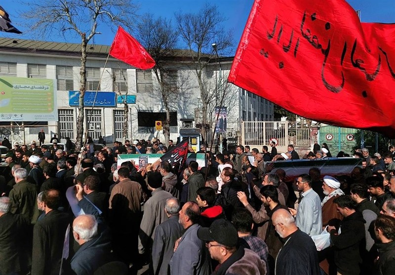 نمایش اقتدار ملی در قلب شهر رشت با تشییع حماسی چهار شهید نمایش اقتدار ملی در قلب شهر رشت با تشییع حماسی چهار شهید